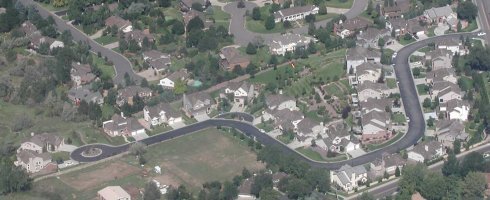 585845948